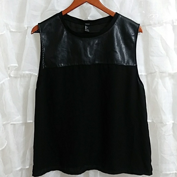 Forever 21 Tops - FOREVER 21 Sleevless Slightly Sheer Blouse Forever 21 Tops - FOREVER 21 Sleevless Slightly Sheer Blouse